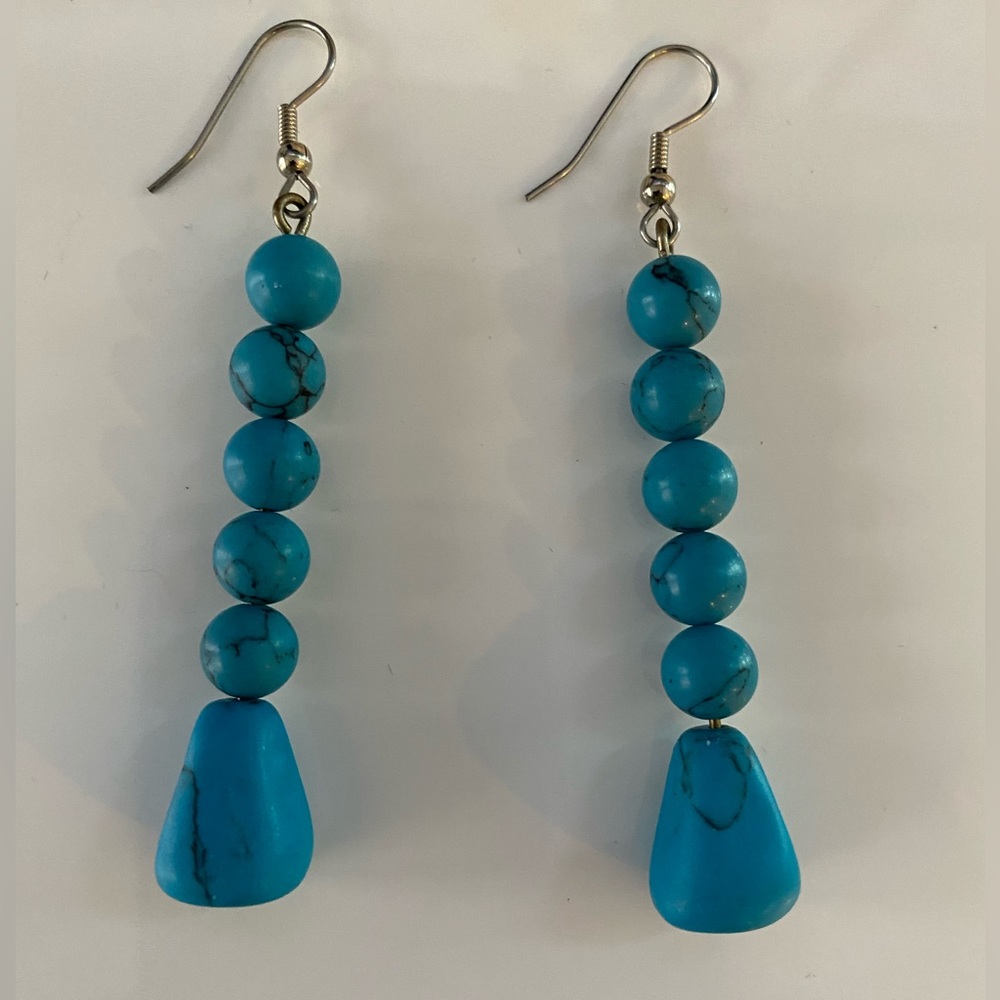 Turquoise earring